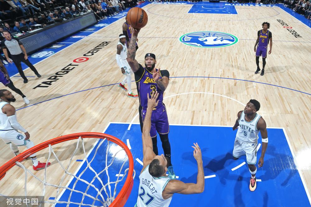 正是凭借在 正是凭借在