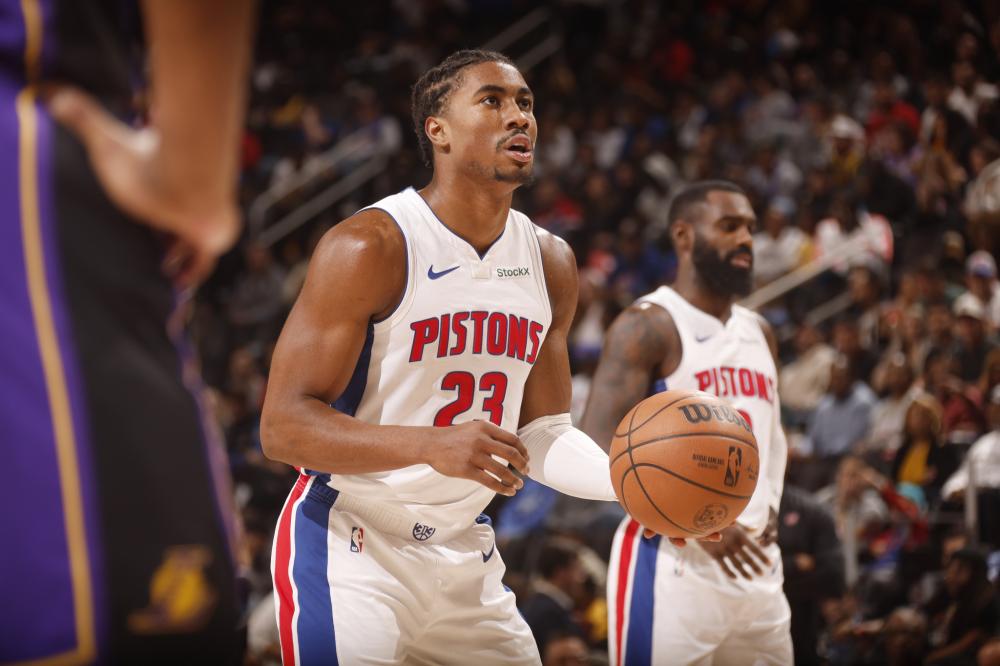 法偏向边路 法偏向边路