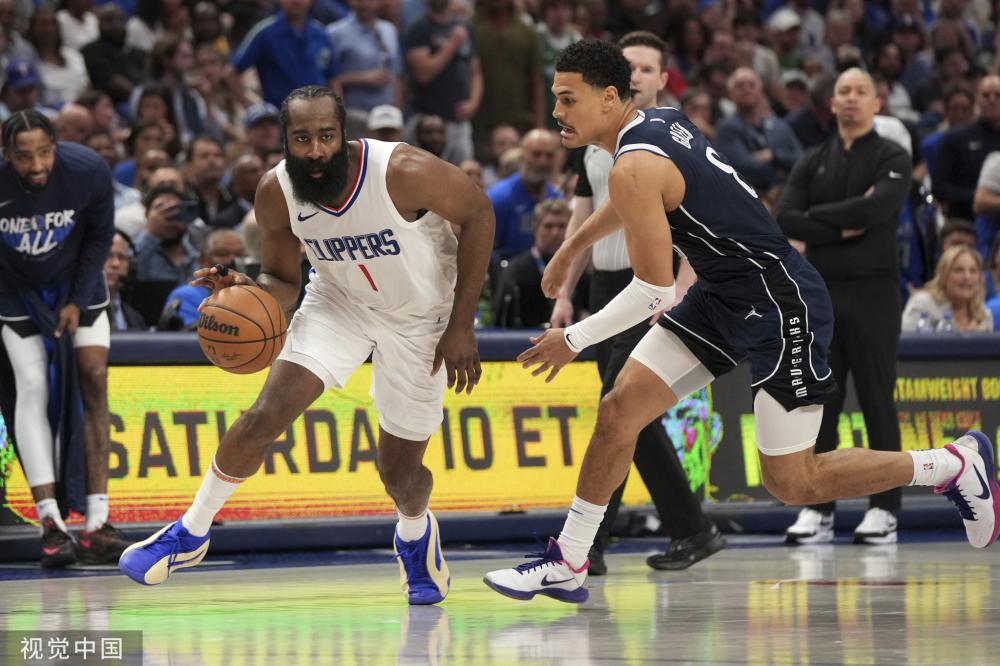 国足球的硬 国足球的硬